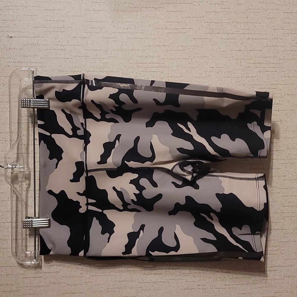 NOLI CACAO CAMO BIKE SHORT: BLACK/GRAY/BROWN: NWT: SZ M
